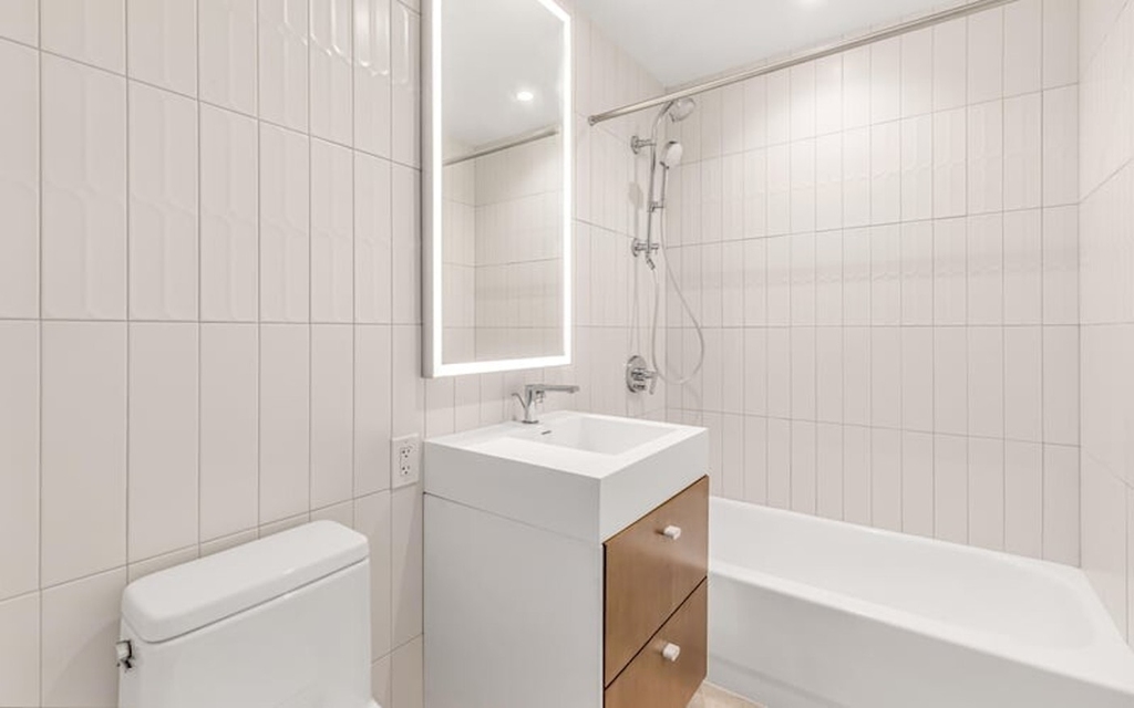 West 42nd Street, New York, NY 10036 - Photo 6