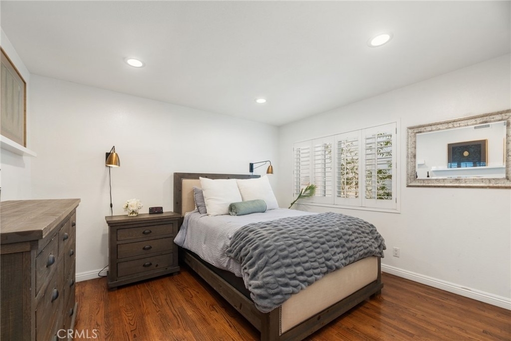 330 28th - Photo 15