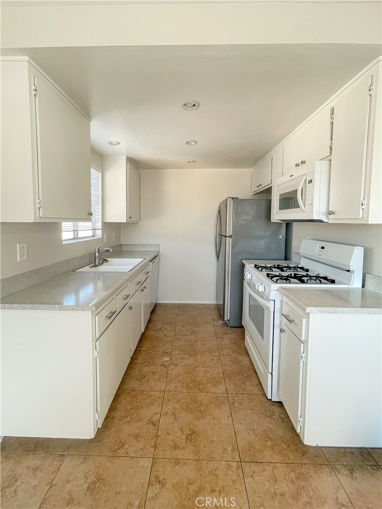 16701 Lynn Lane - Photo 9