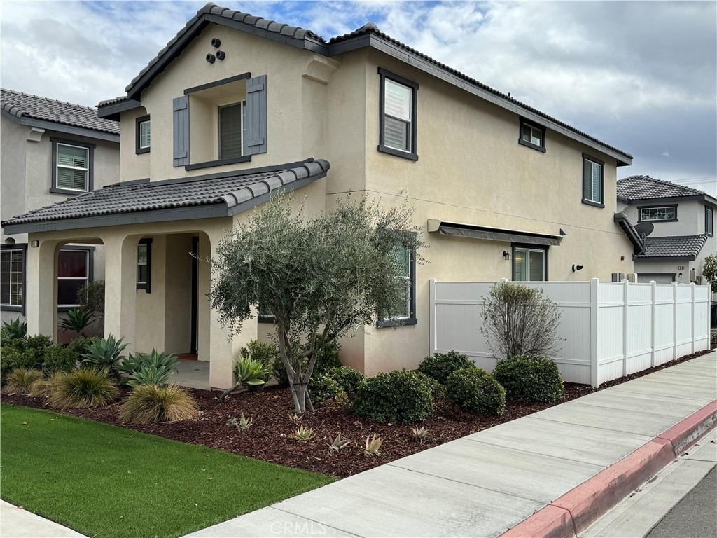 501 Villa Way - Photo 3