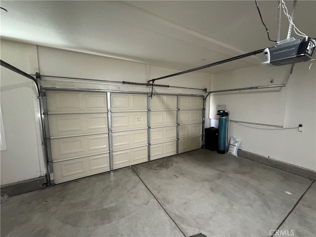 501 Villa Way - Photo 36