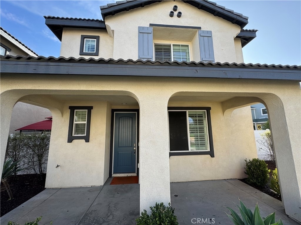 501 Villa Way - Photo 2