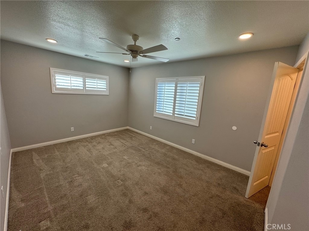 501 Villa Way - Photo 23
