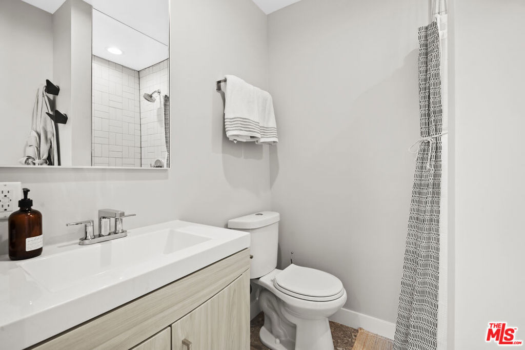 7520 Earldom Avenue - Photo 25