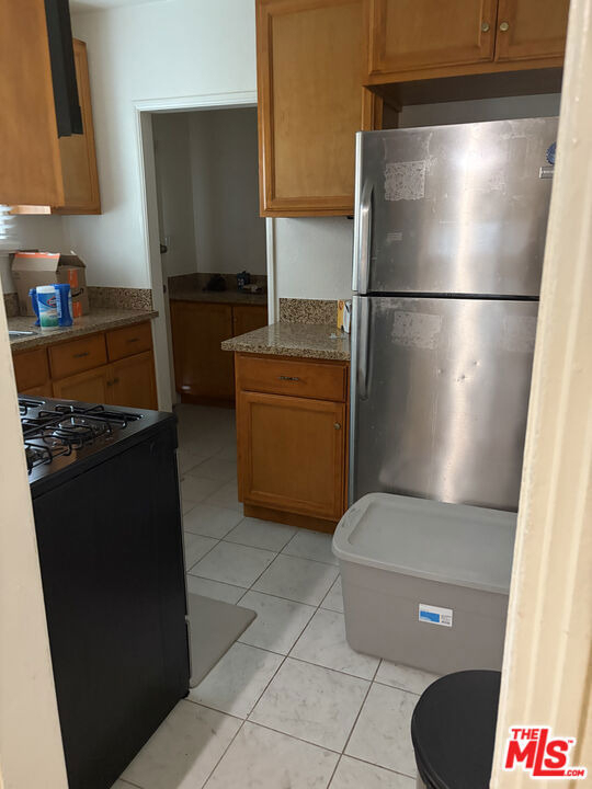 1956 W 73rd Street - Photo 3