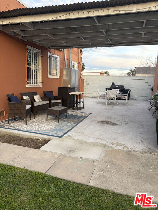 1956 W 73rd Street - Photo 15