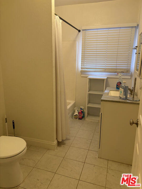1956 W 73rd Street - Photo 10