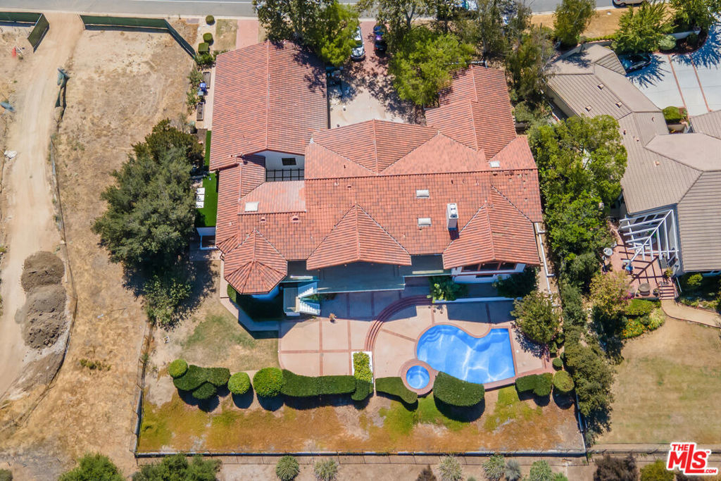 5109 Lakeview Canyon Road - Photo 19