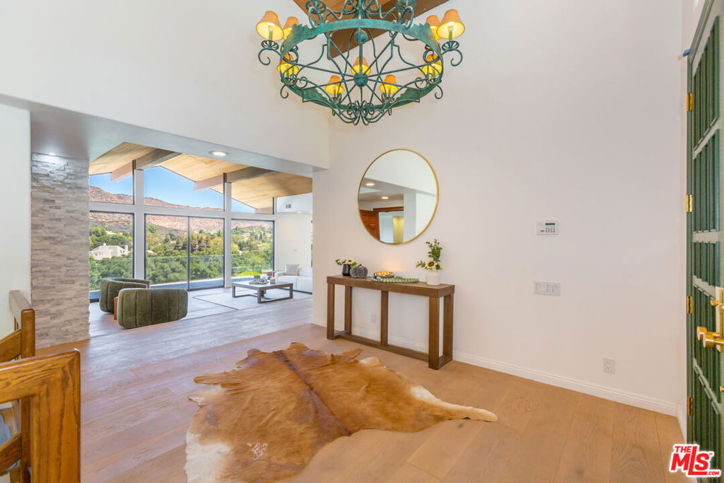 5109 Lakeview Canyon Road - Photo 4