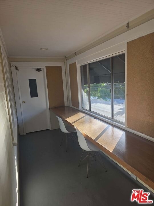 2122 N Hillhurst Avenue - Photo 13