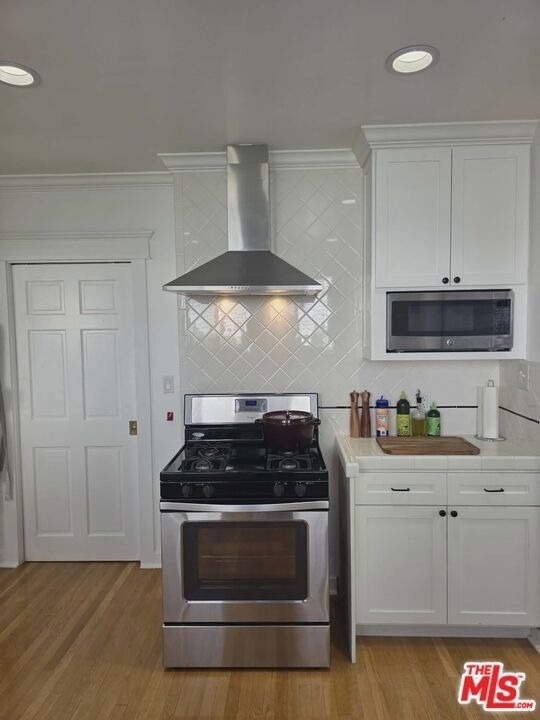 2122 N Hillhurst Avenue - Photo 4