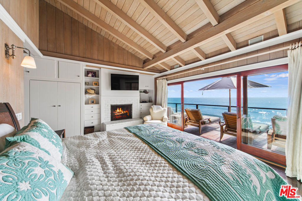 24542 Malibu Road - Photo 3