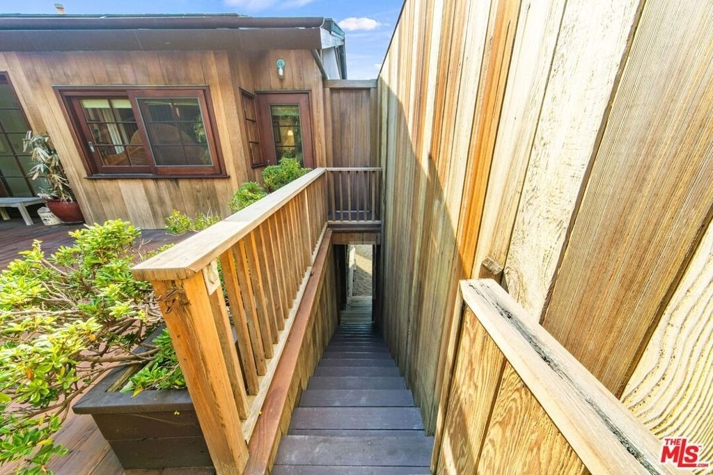24542 Malibu Road - Photo 16