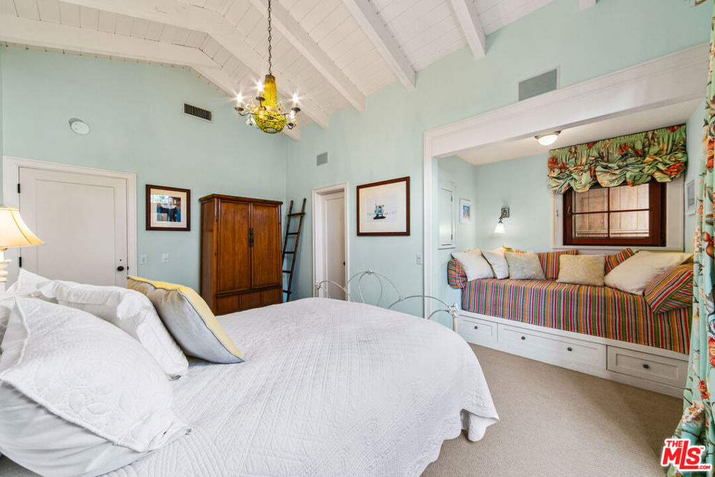 24542 Malibu Road - Photo 6