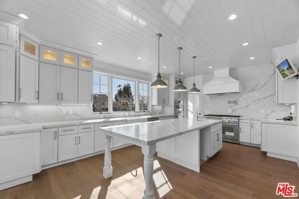 566 Ida Street - Photo 13