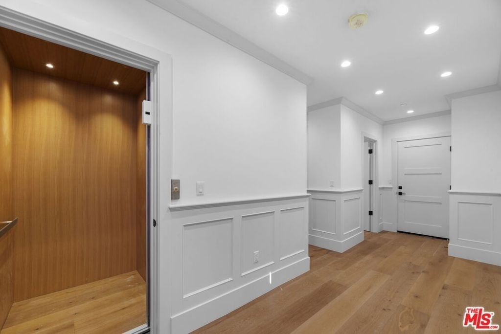 566 Ida Street - Photo 40