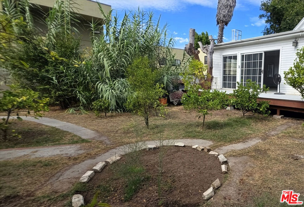 2016 20th Street - Photo 18