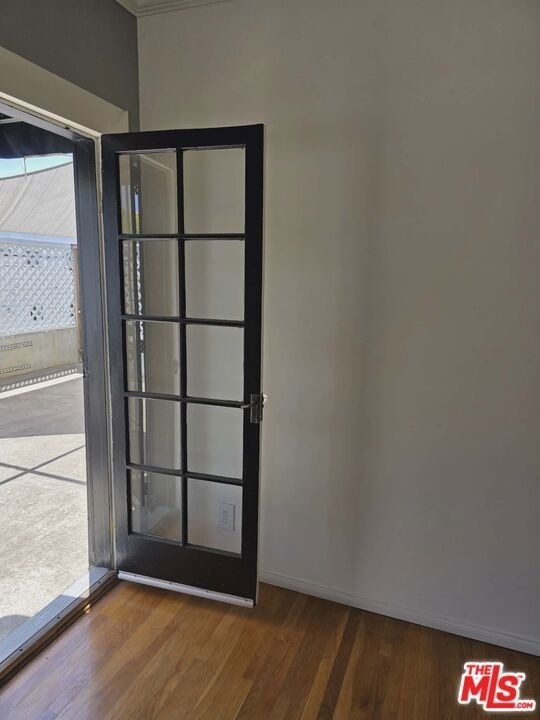 1275 N Wilton Place - Photo 2