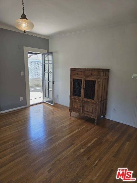 1275 N Wilton Place - Photo 0