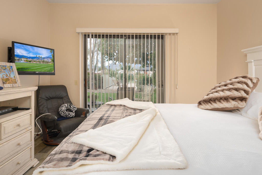 67663 Lagos Way - Photo 11