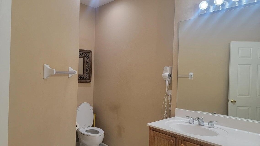 8243 Mulligan Circle - Photo 9