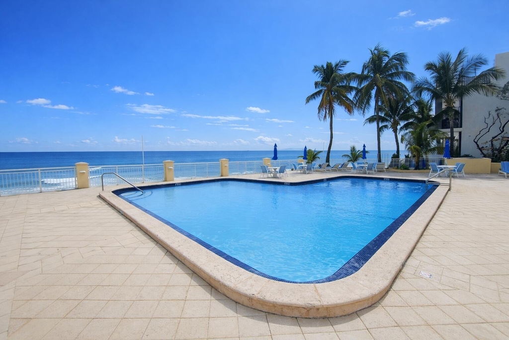 3475 S Ocean Boulevard - Photo 1