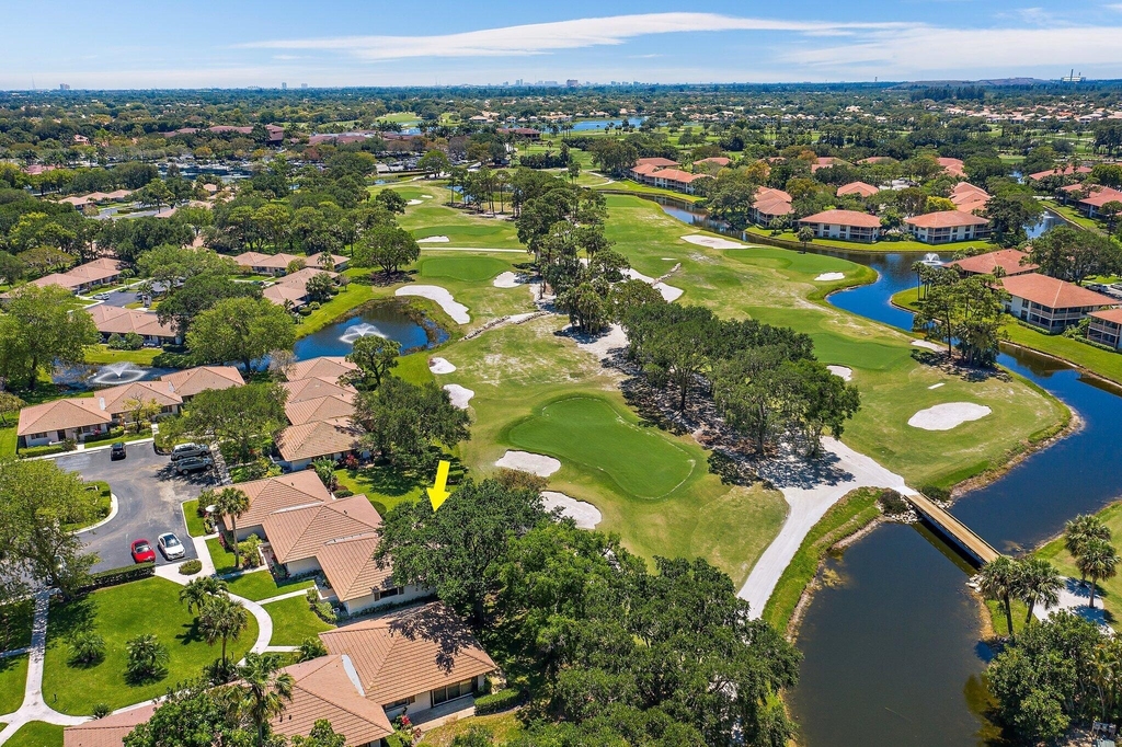 821 Club Drive - Photo 26