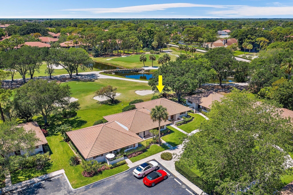 821 Club Drive - Photo 23