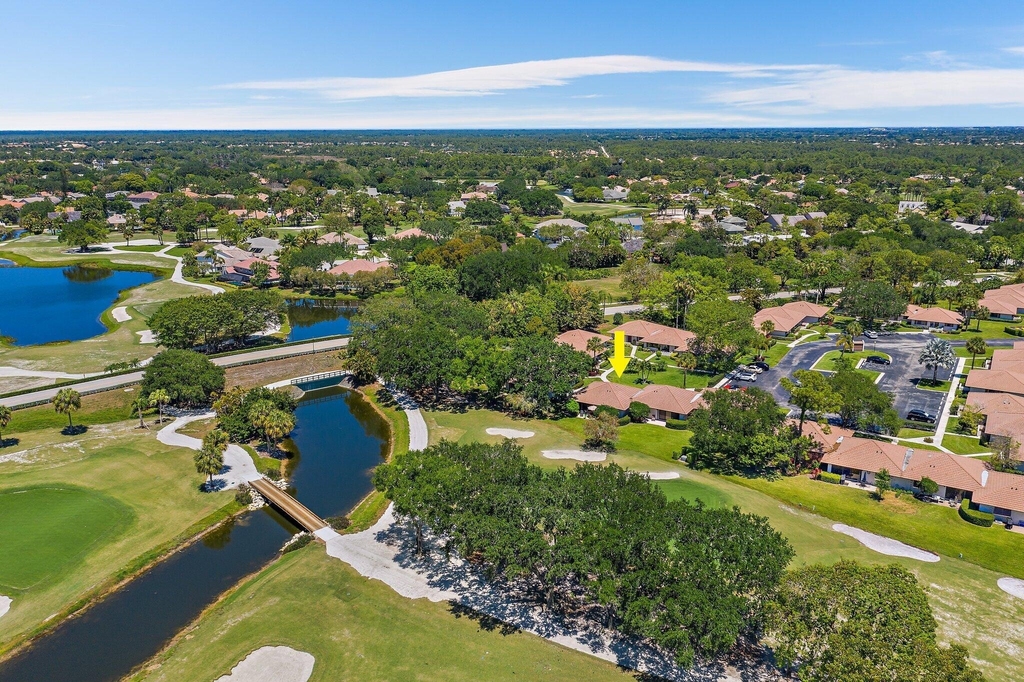 821 Club Drive - Photo 27