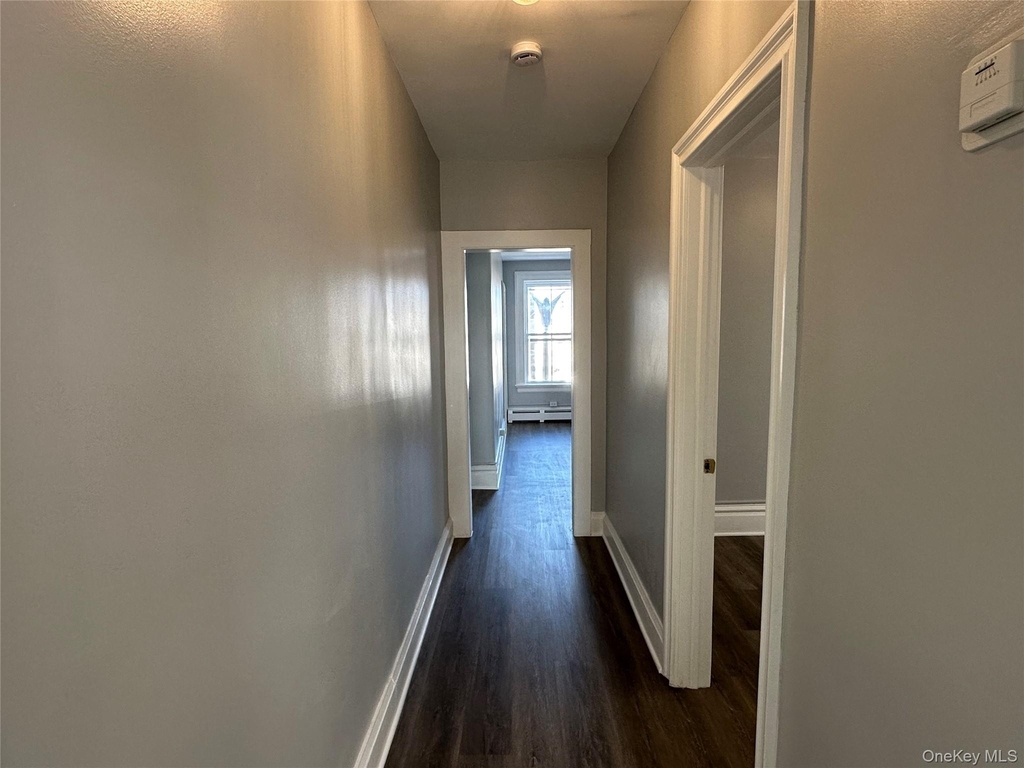 87 Broadway - Photo 17
