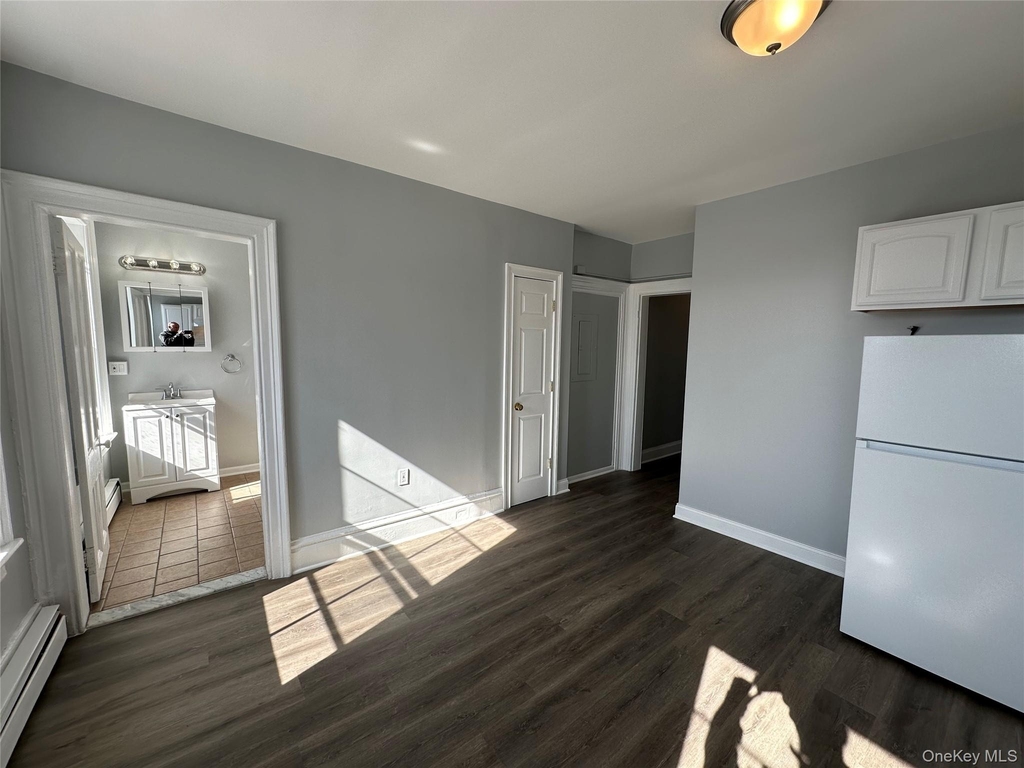 87 Broadway - Photo 10