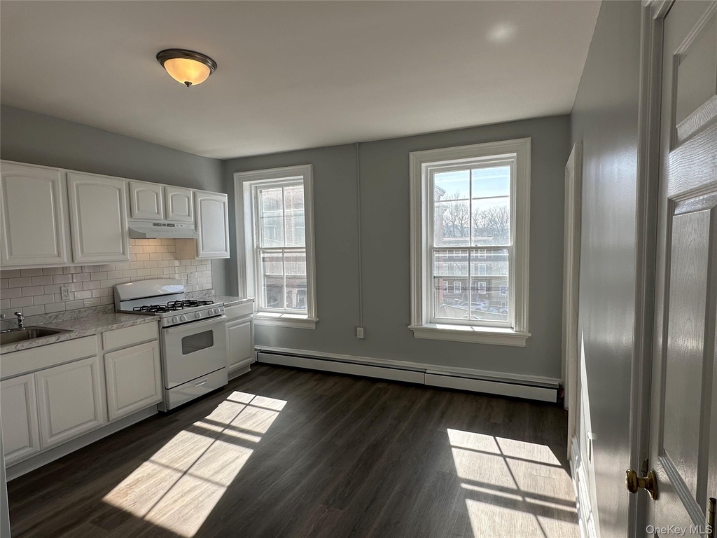 87 Broadway - Photo 4