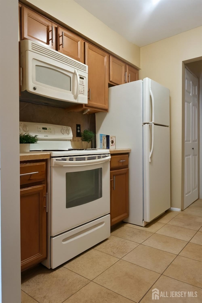90 Almond Drive - Photo 19