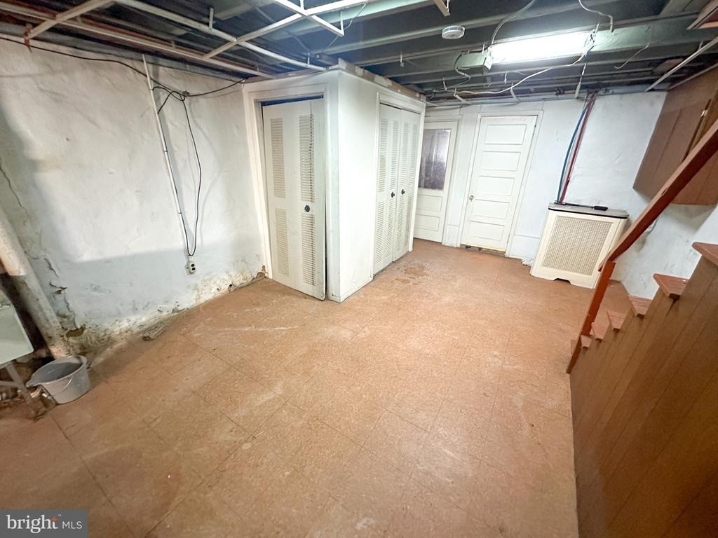 148 W Spencer Street - Photo 8