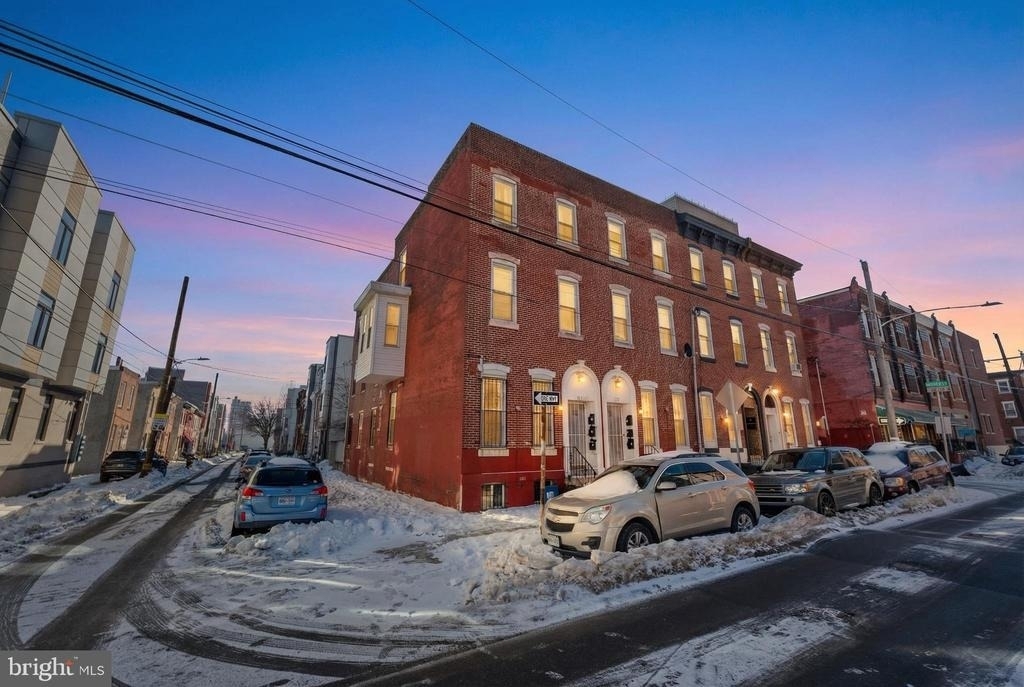 1319 N 19th Street - Photo 0