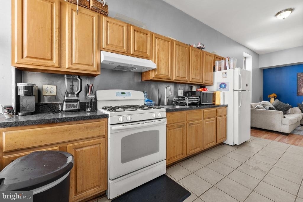 1319 N 19th Street - Photo 5
