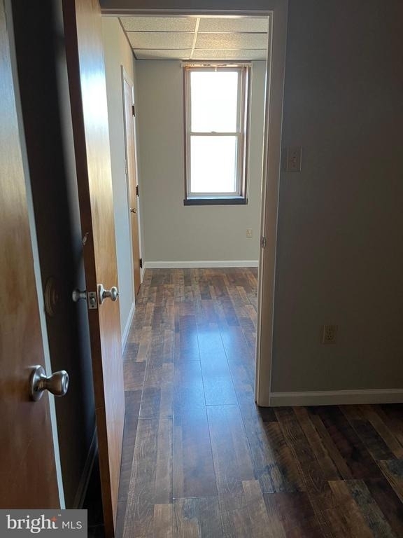 101 N Centre Avenue - Photo 8
