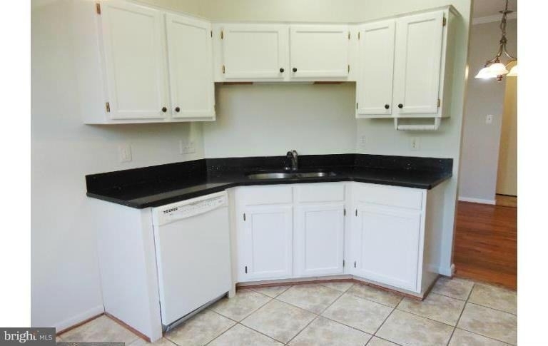 10225 Cove Ledge Court - Photo 8