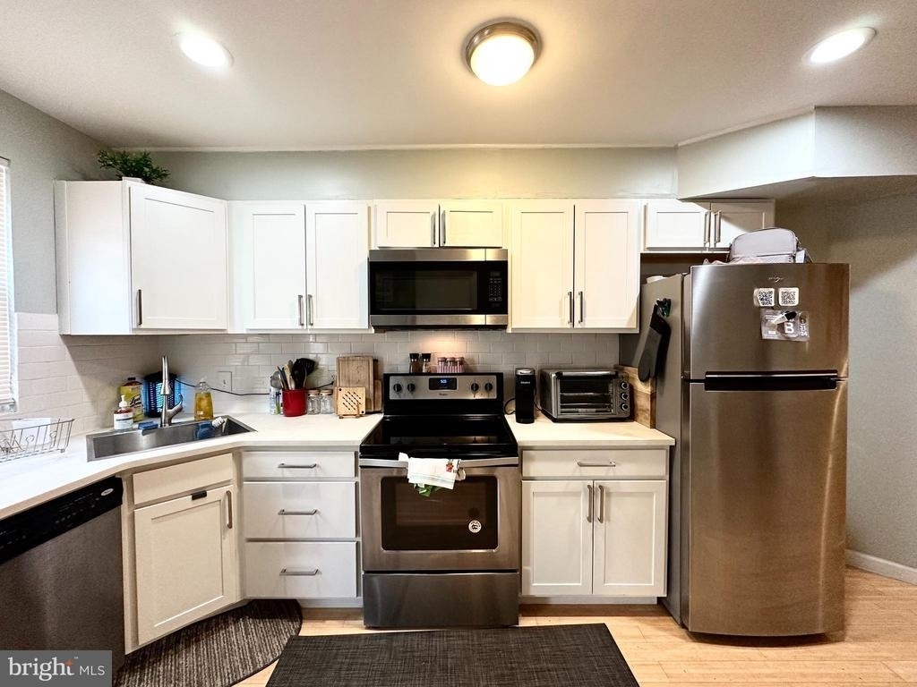 1125 Wicomico Street - Photo 6