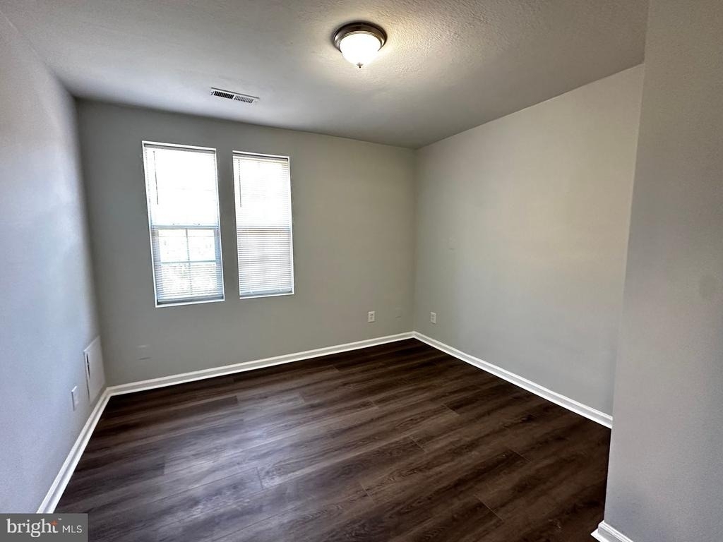 4632 Hillside Road Se - Photo 17