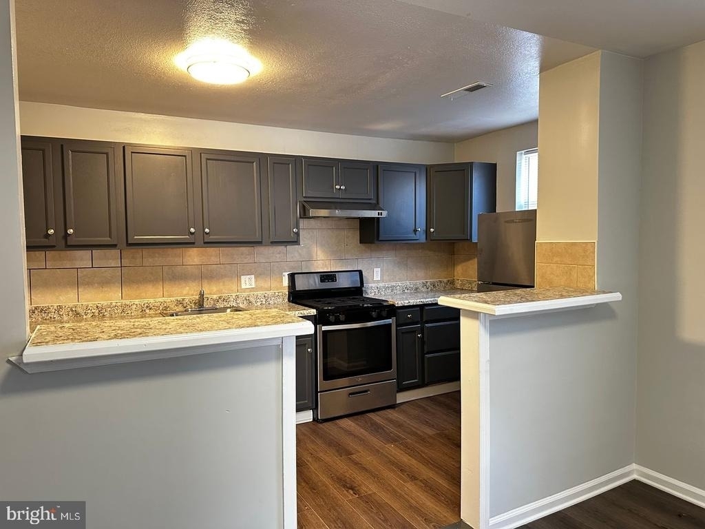 4632 Hillside Road Se - Photo 2