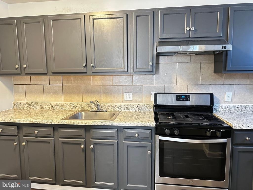 4632 Hillside Road Se - Photo 4