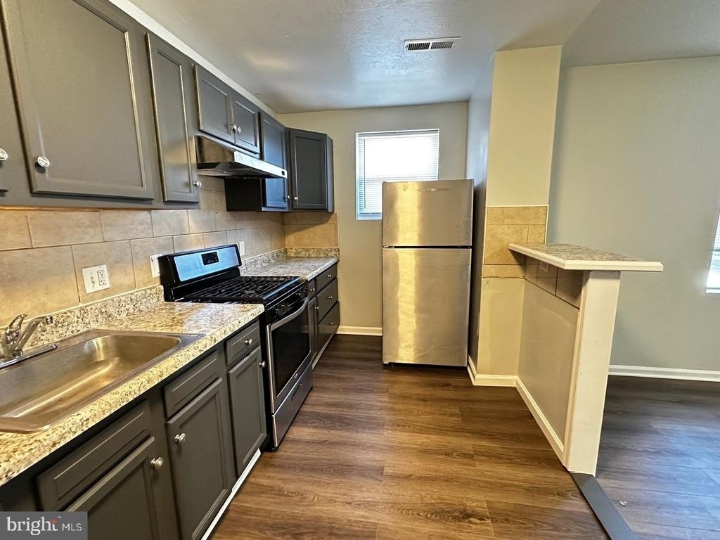 4632 Hillside Road Se - Photo 3