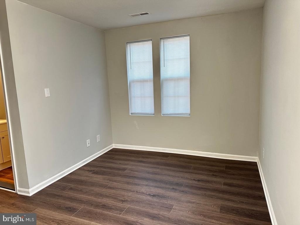 4632 Hillside Road Se - Photo 13