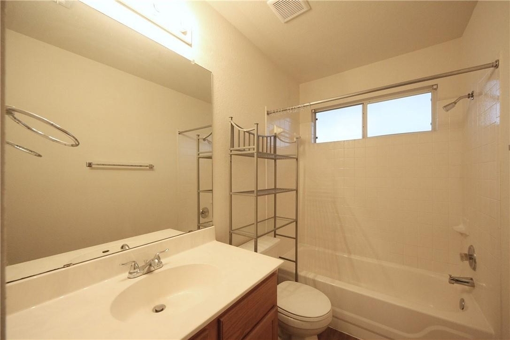 3933 Upper Passage Ln - Photo 14