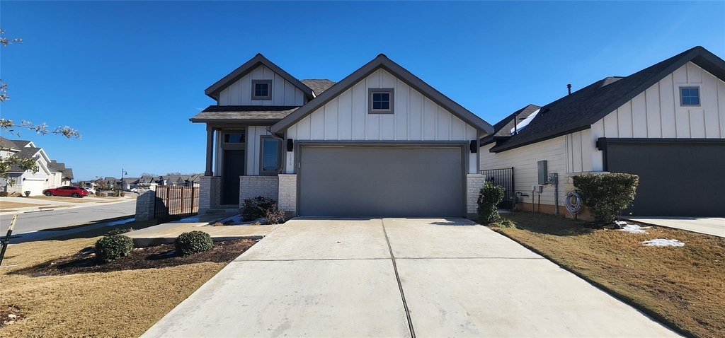 408 Los Olives Ln - Photo 0