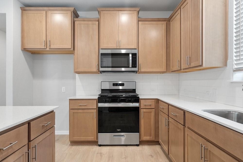 132 Condesa St - Photo 7