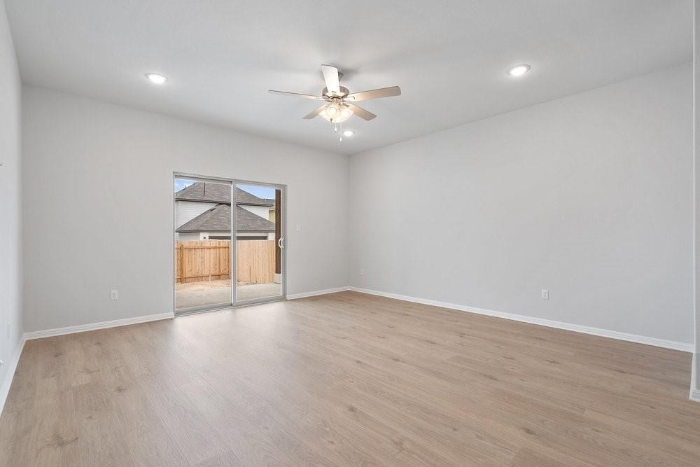 132 Condesa St - Photo 9