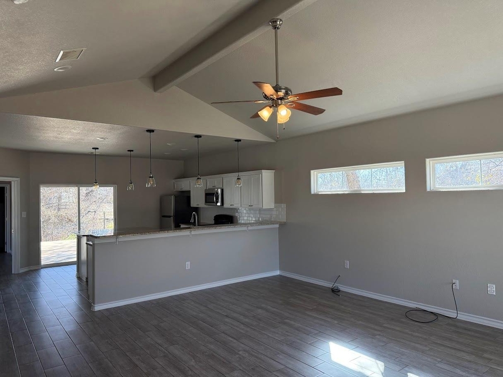 1636 Navajo Trl - Photo 1