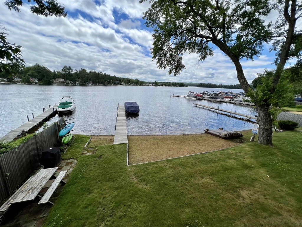 1011 Laconia - Photo 16